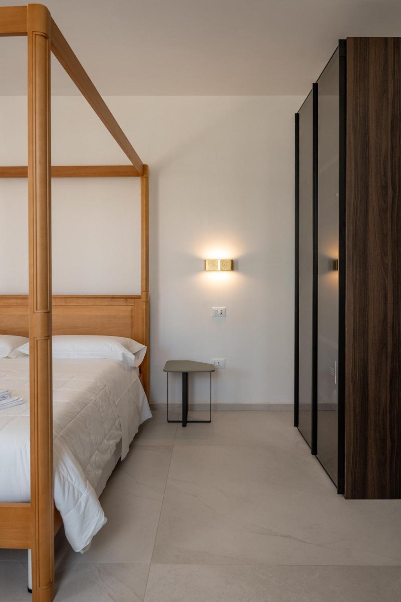 Murieri Rooms Otranto Ngoại thất bức ảnh
