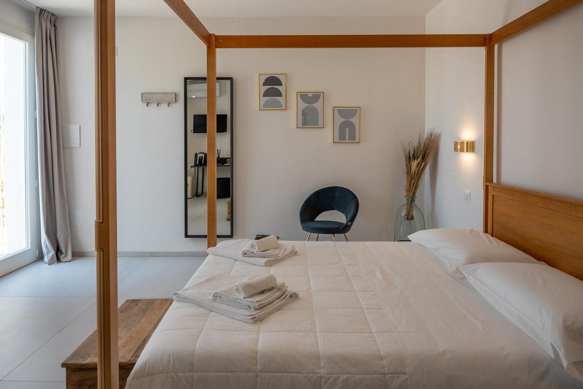 Murieri Rooms Otranto Ngoại thất bức ảnh