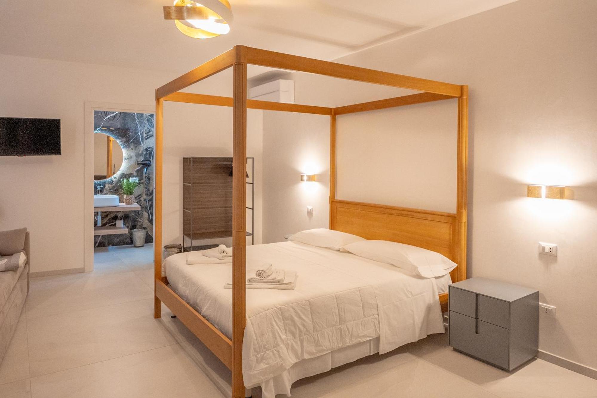 Murieri Rooms Otranto Ngoại thất bức ảnh
