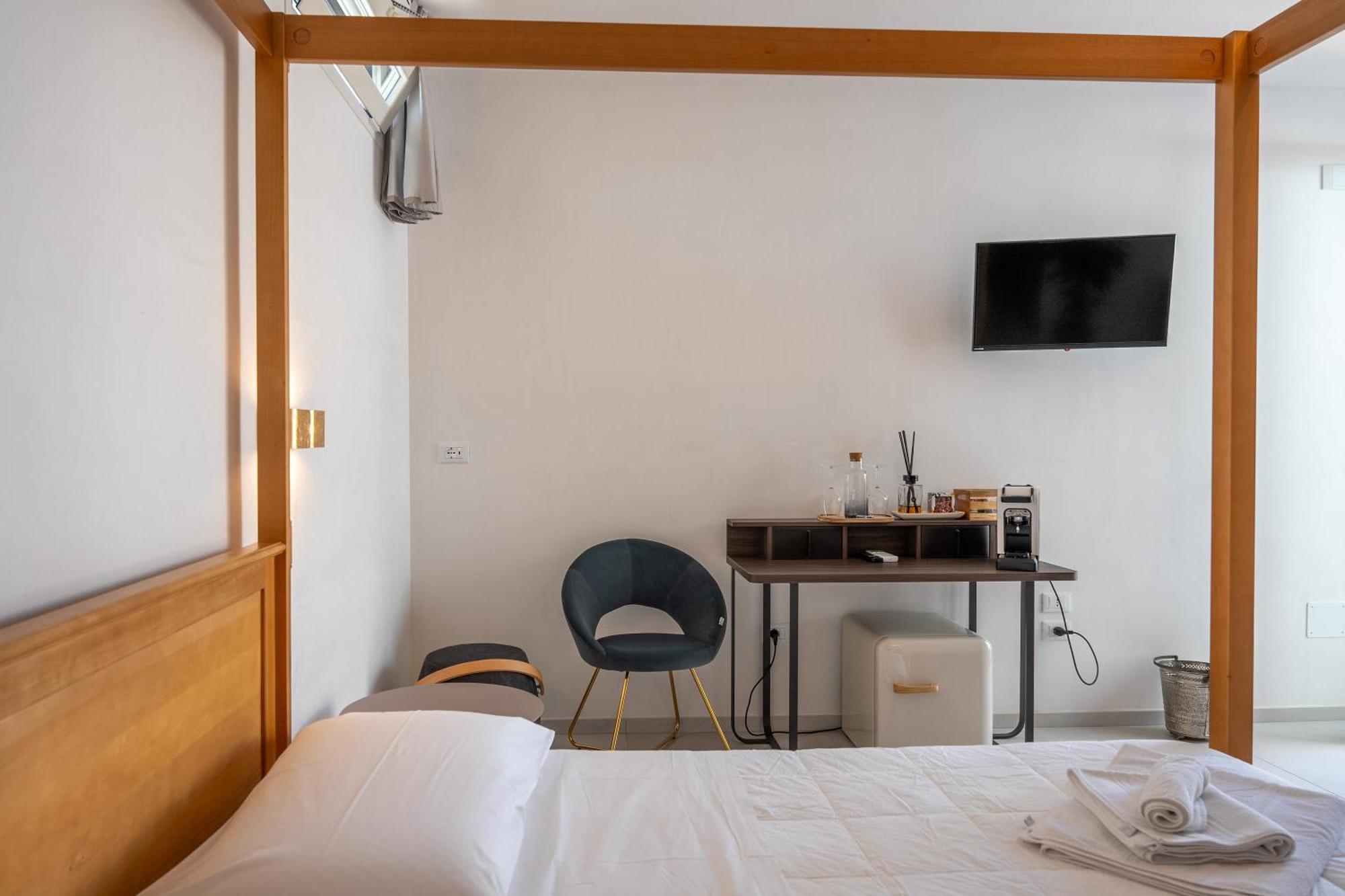 Murieri Rooms Otranto Ngoại thất bức ảnh