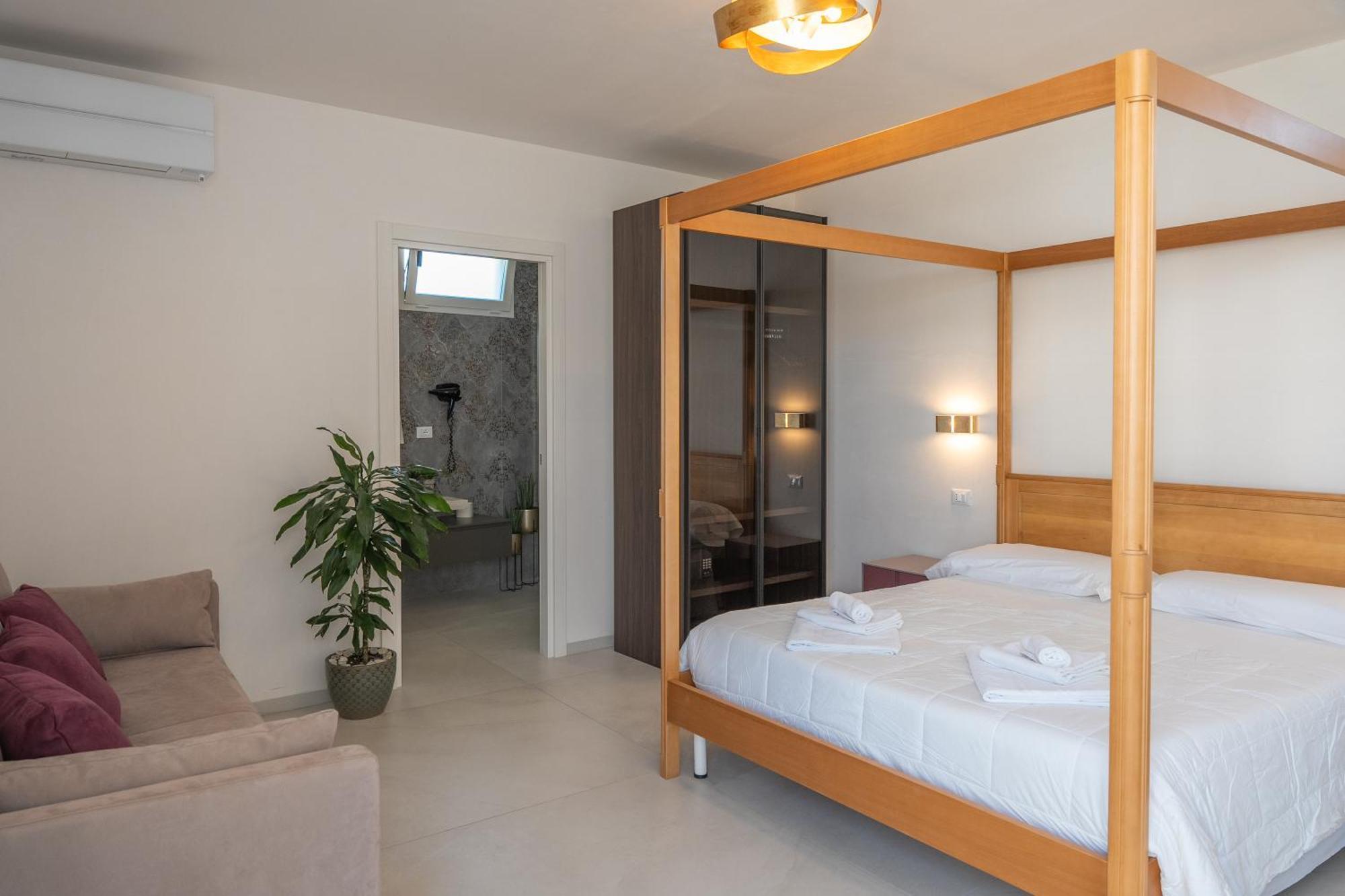 Murieri Rooms Otranto Ngoại thất bức ảnh